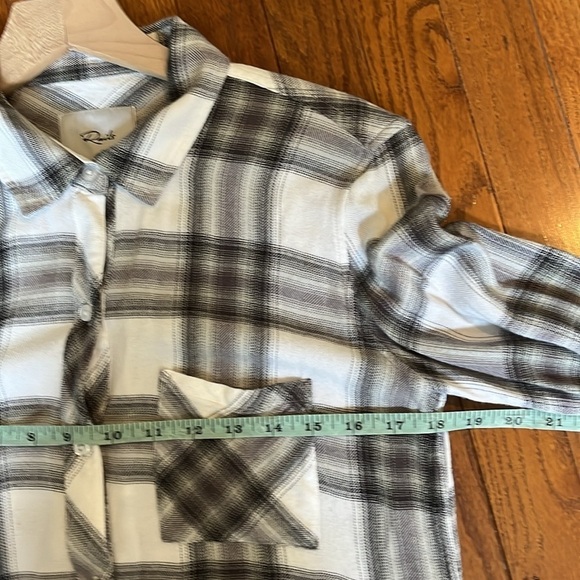 Rails | Hunter Button Down Plaid Flannel White Ash Mint Small Fall Cozy Campfire - Picture 11 of 12